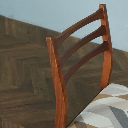 ヴィンテージ ダイニングチェア / 座面張替え済み (LUUM)