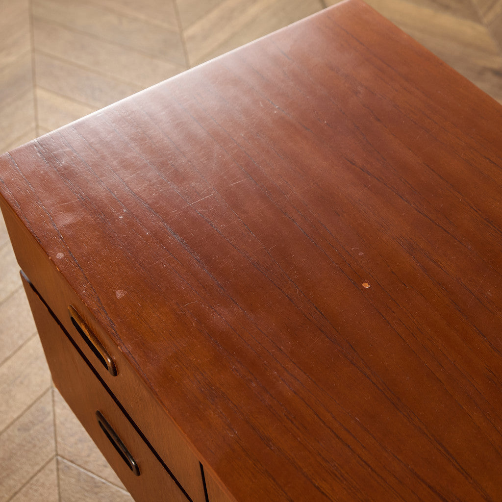 イギリス ヴィンテージ サイドボード ワイド チェスト