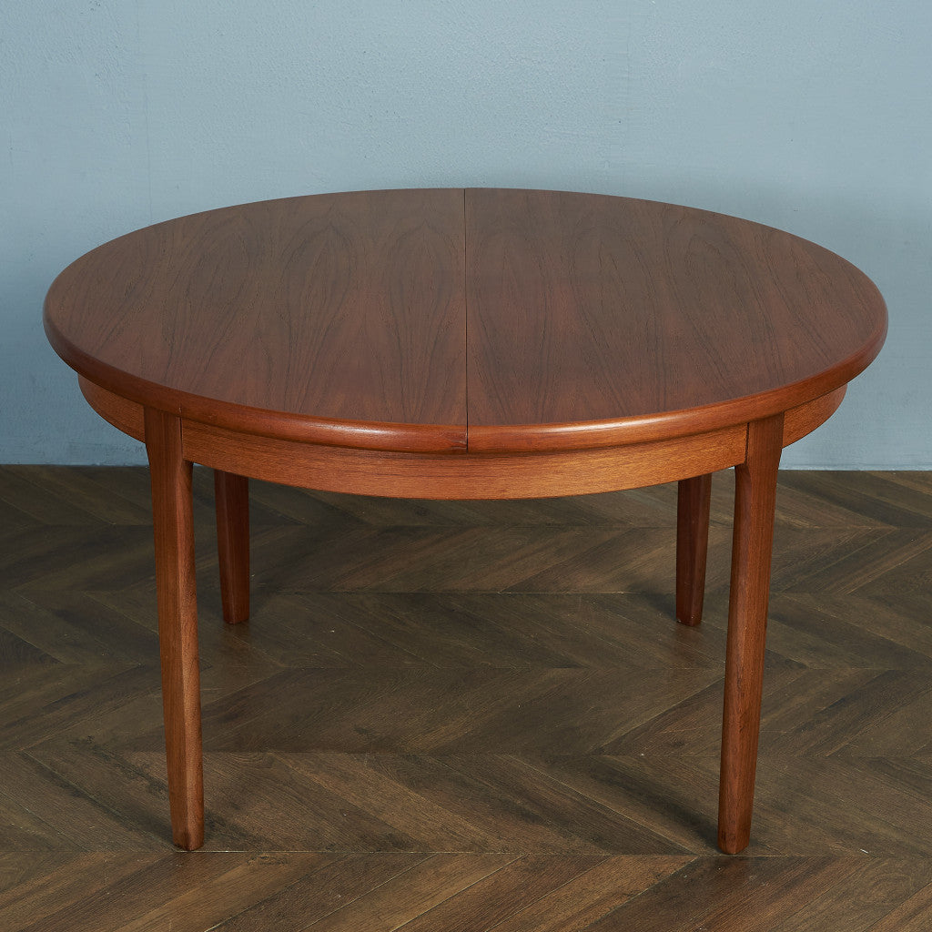 Elliotts Of Newbury Extendable Round Dining Table #84697