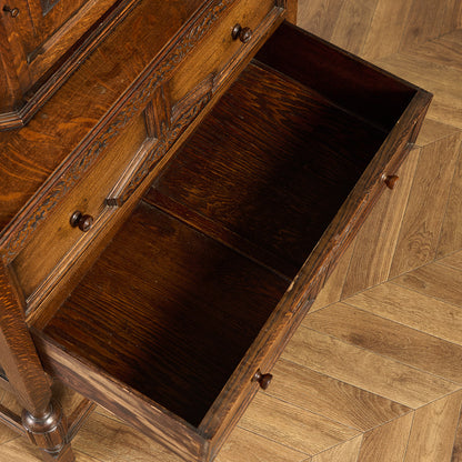 英国 クラシック コートカップボード