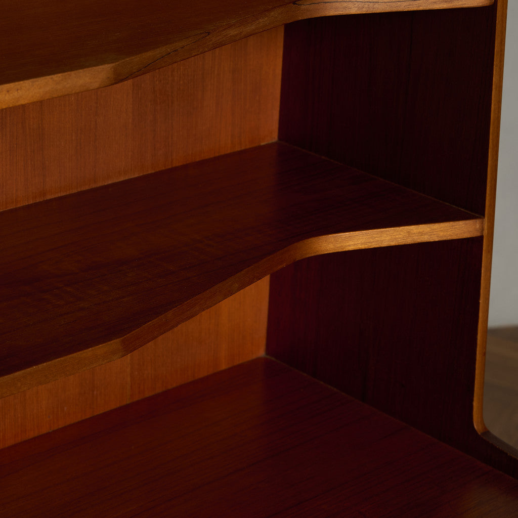 ヴィンテージ ハイサイドボード