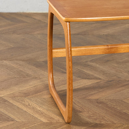 Burlington ネストテーブル