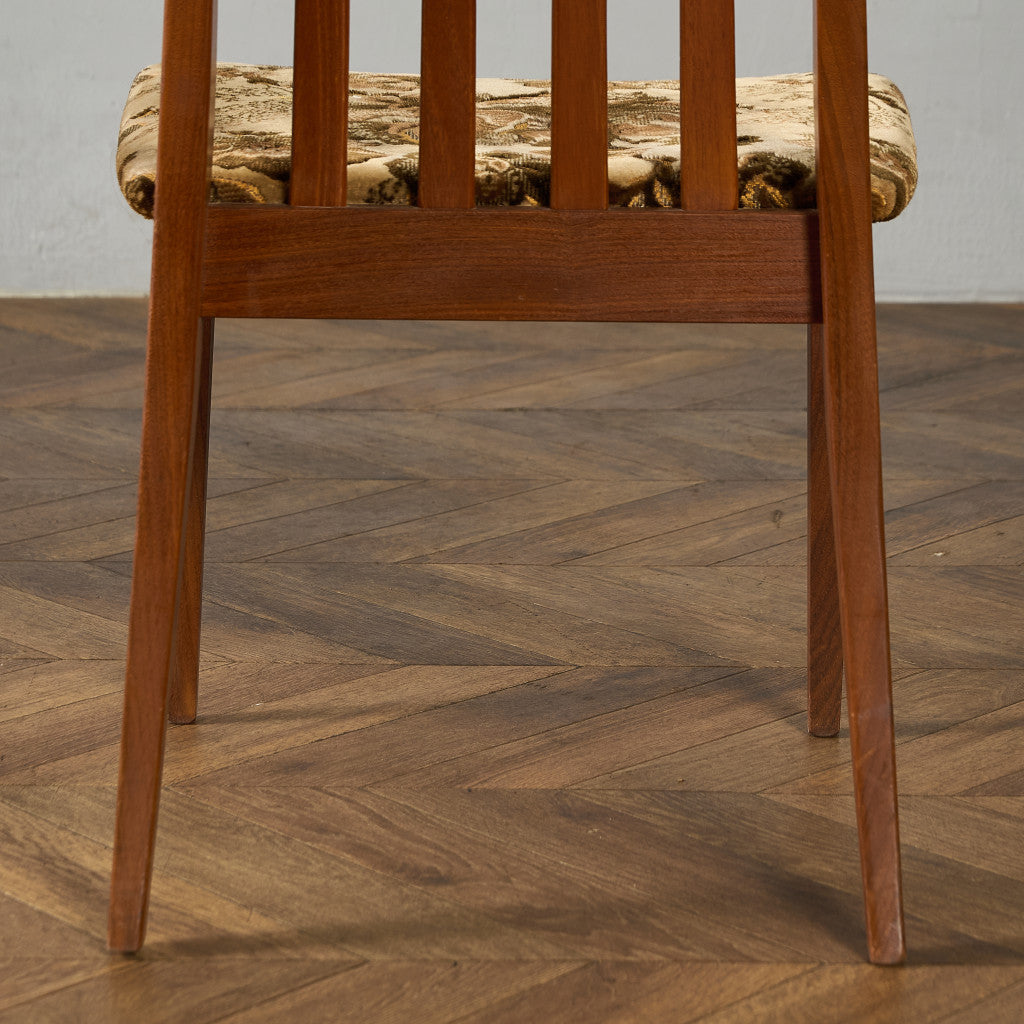 スラットバックチェア (4540)