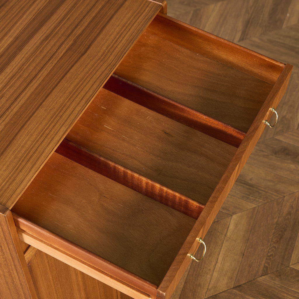 ヴィンテージ ワードローブ