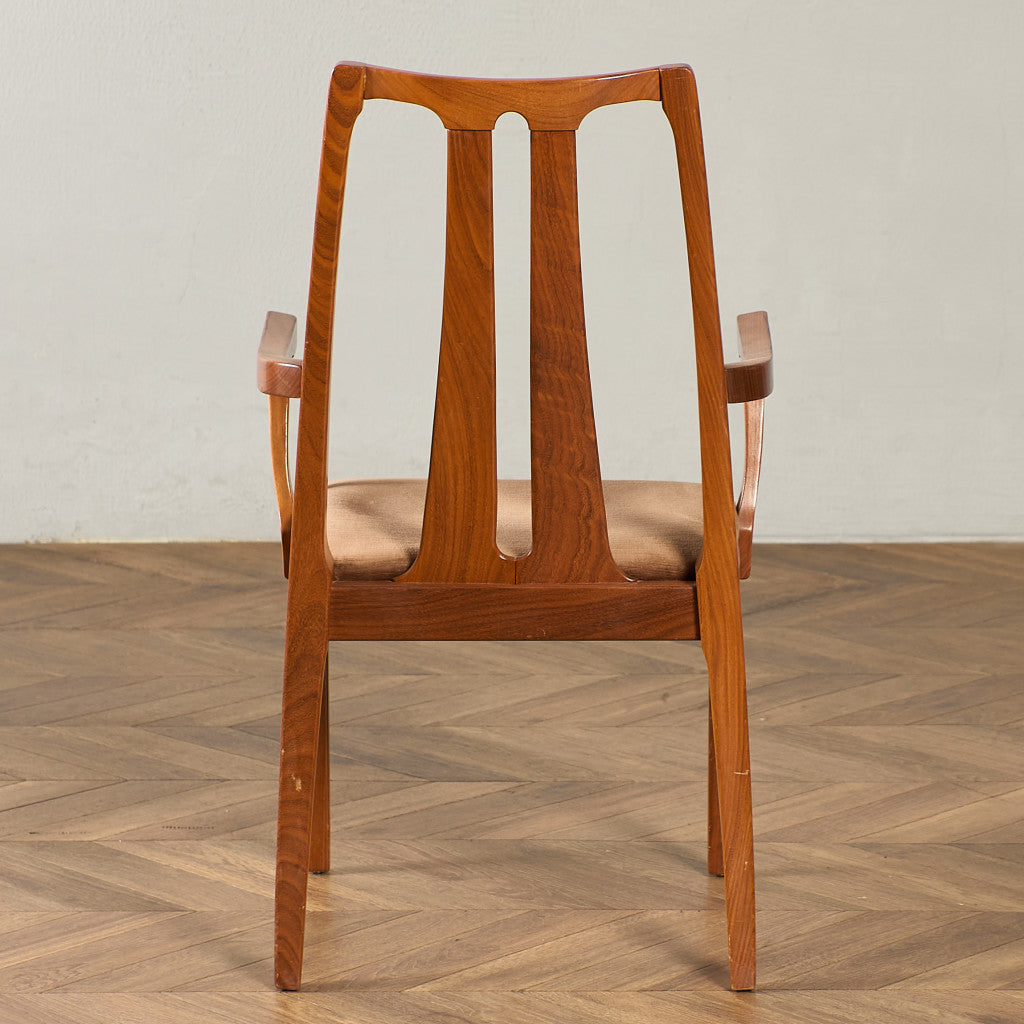 ダイニング アームチェア