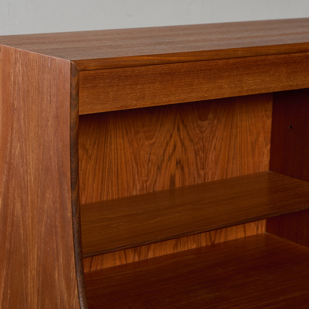 Brasilia ハイ サイドボード