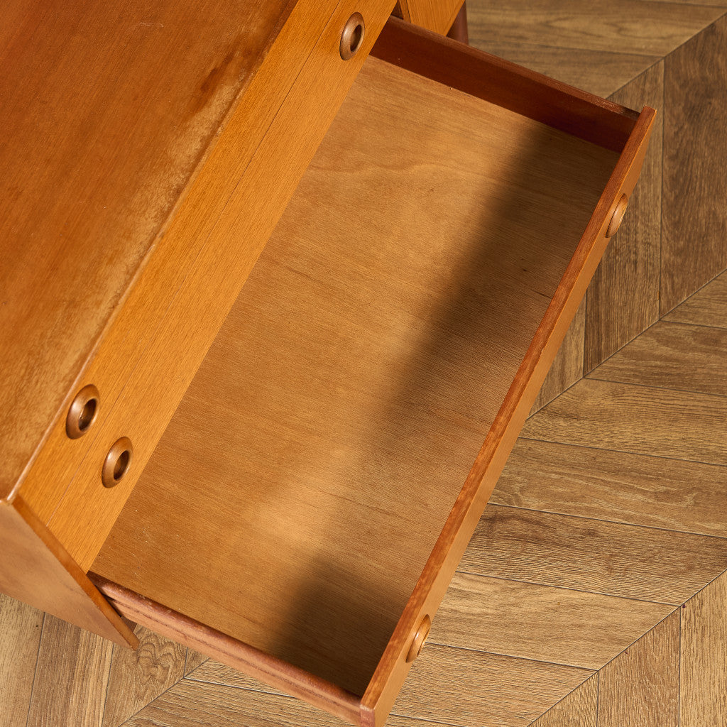 イギリス ヴィンテージ サイドボード