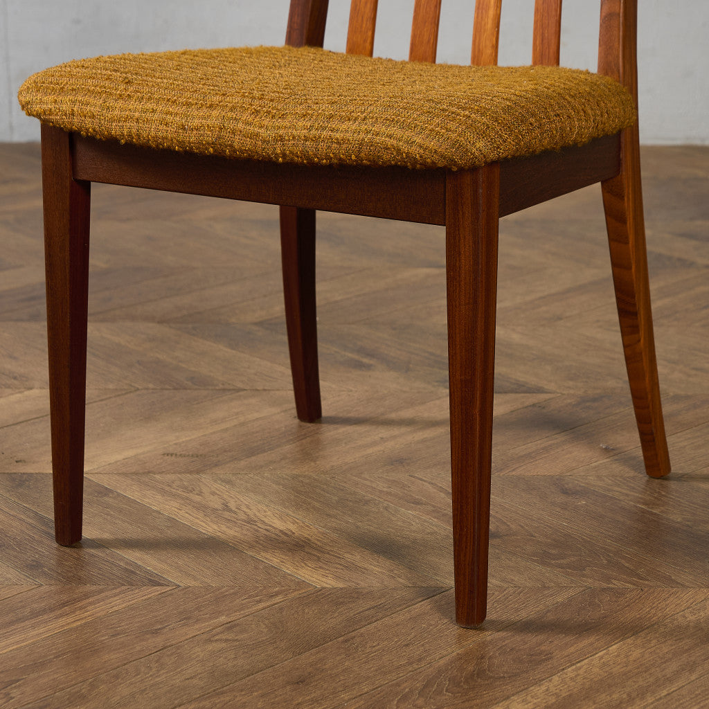 スラットバックチェア (4540)