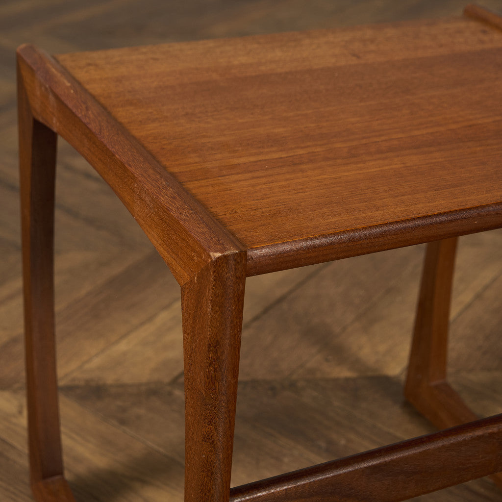 Quadrille ヴィンテージ ネストテーブル