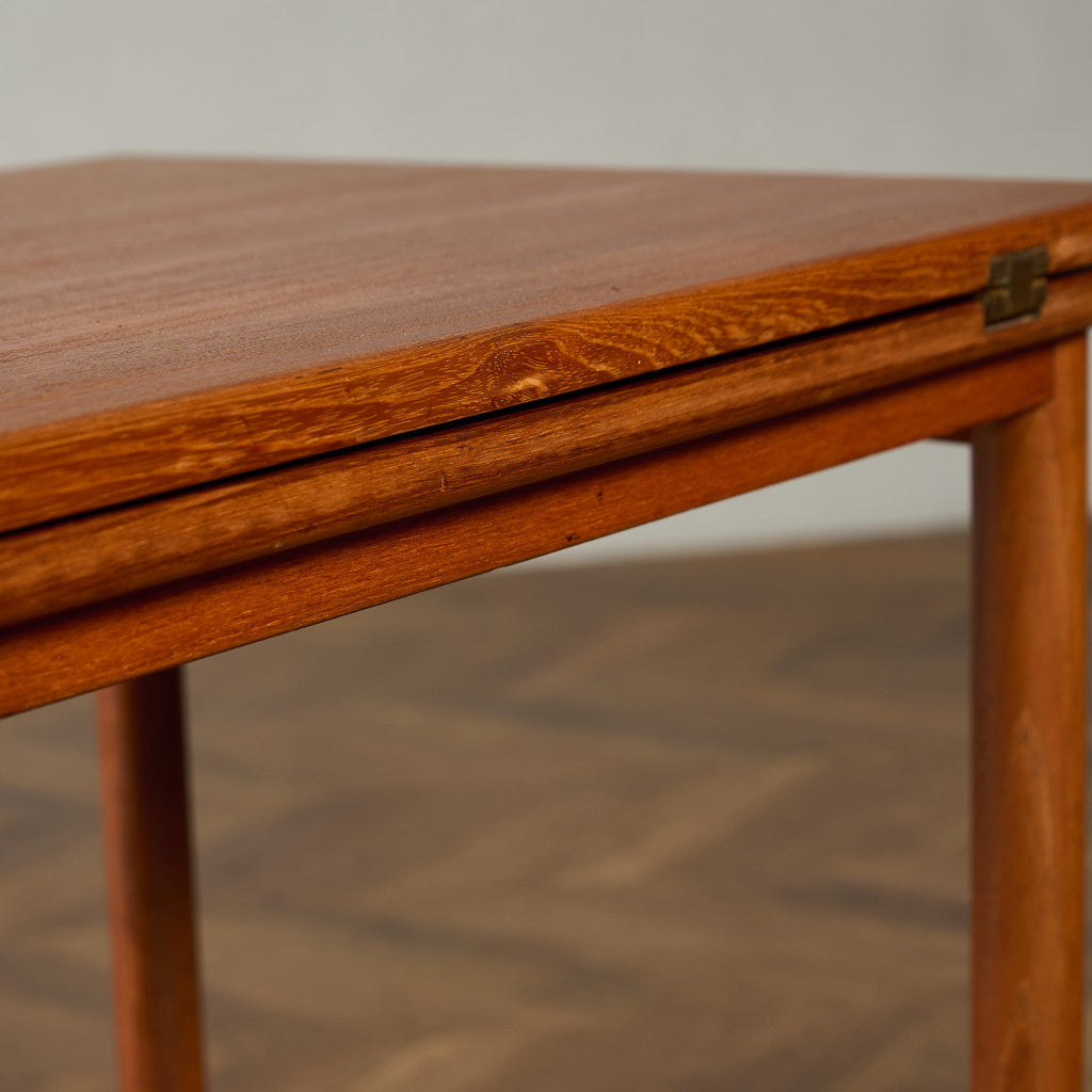 英国 ヴィンテージ ターンリーフ ティートロリー