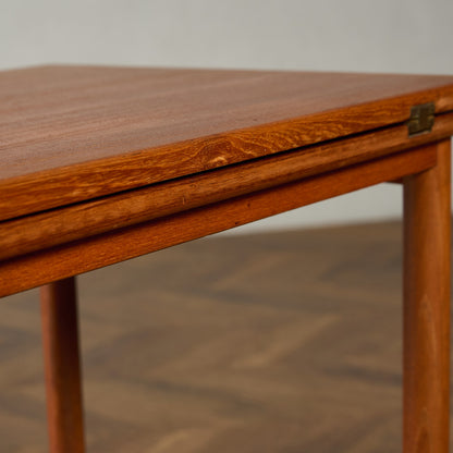 英国 ヴィンテージ ターンリーフ ティートロリー