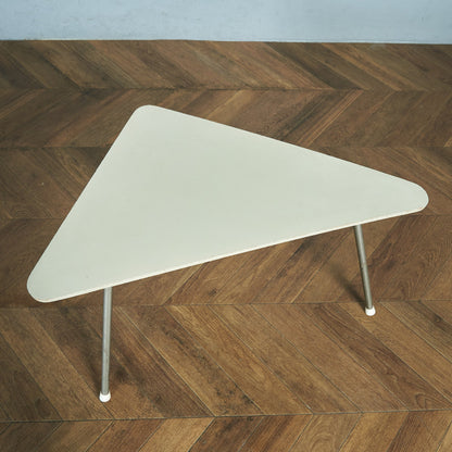 英国ヴィンテージ トライアングル センターテーブル / コーヒーテーブル