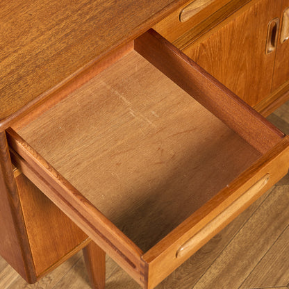 Fresco ヴィンテージ 脚付き サイドボード (4072)