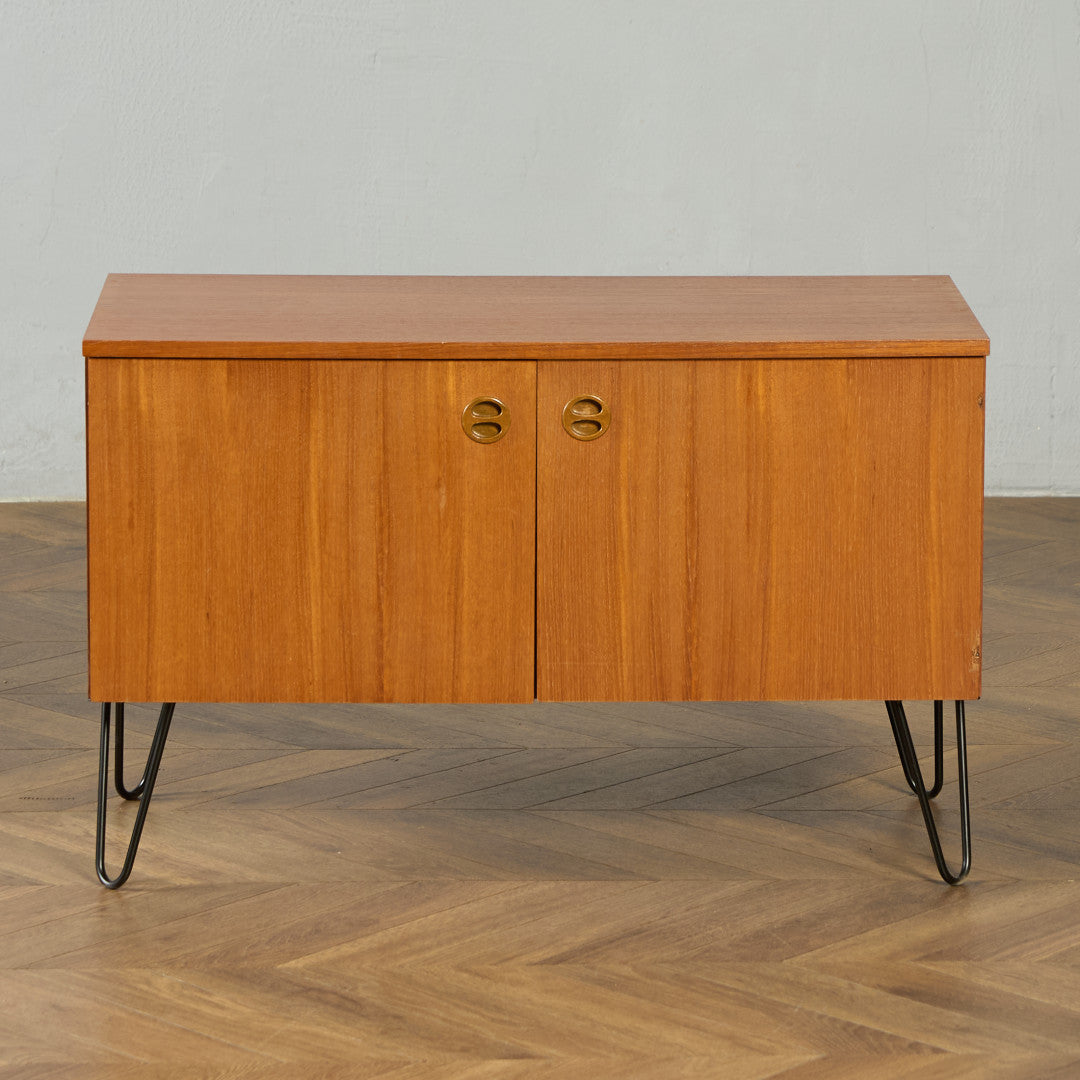 英国 ヴィンテージ キャビネット