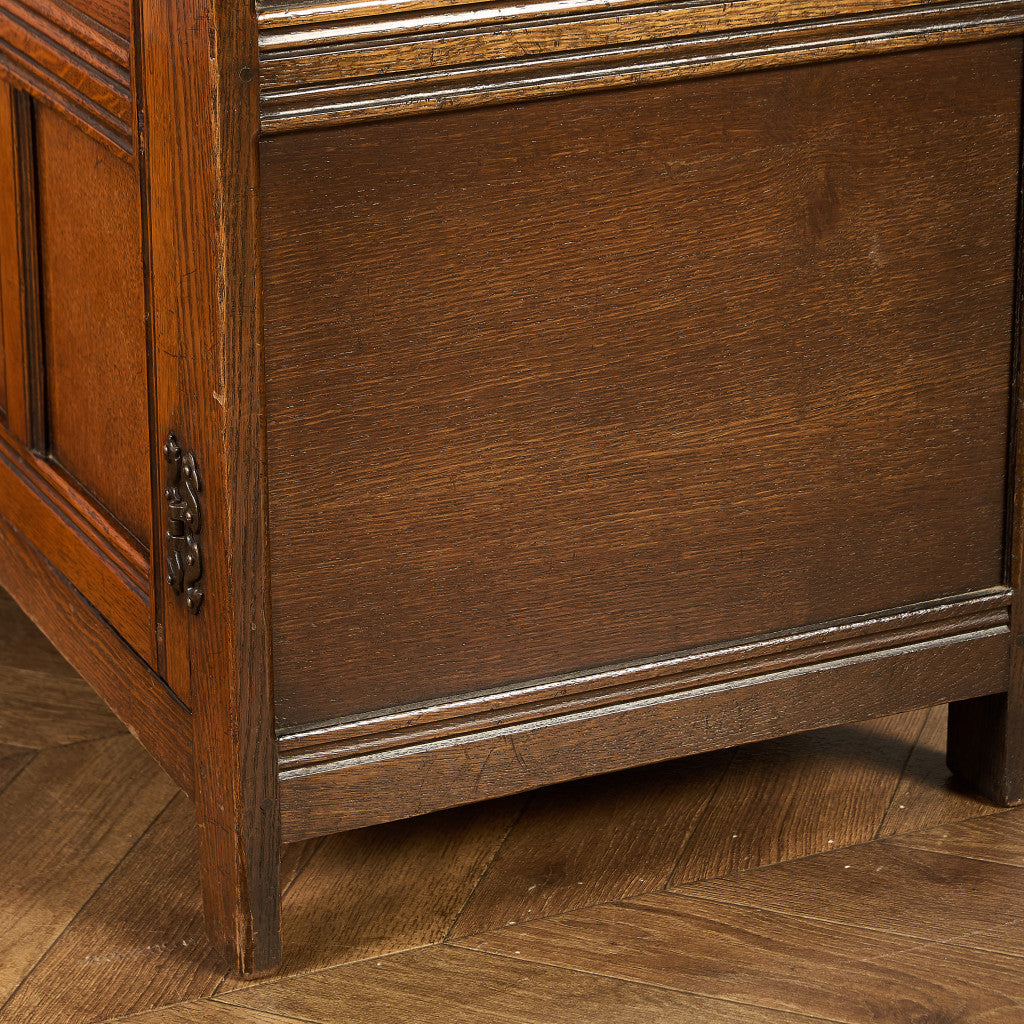 Pratts オーク材 ウェルシュドレッサー カップボード