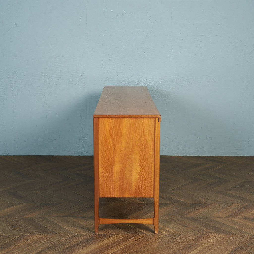 十字扉 ヴィンテージ サイドボード