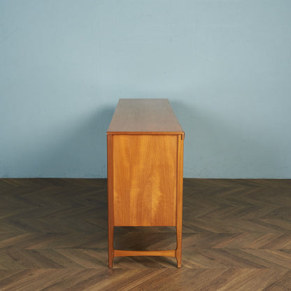 十字扉 ヴィンテージ サイドボード