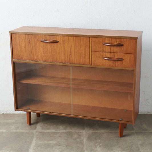 ヴィンテージ ガラスキャビネット