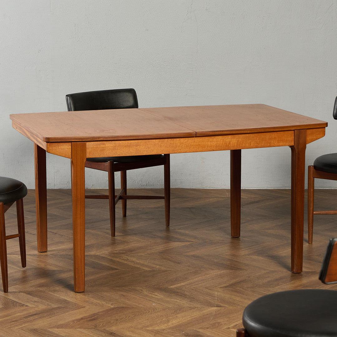 ヴィンテージ エクステンション ダイニングテーブル
