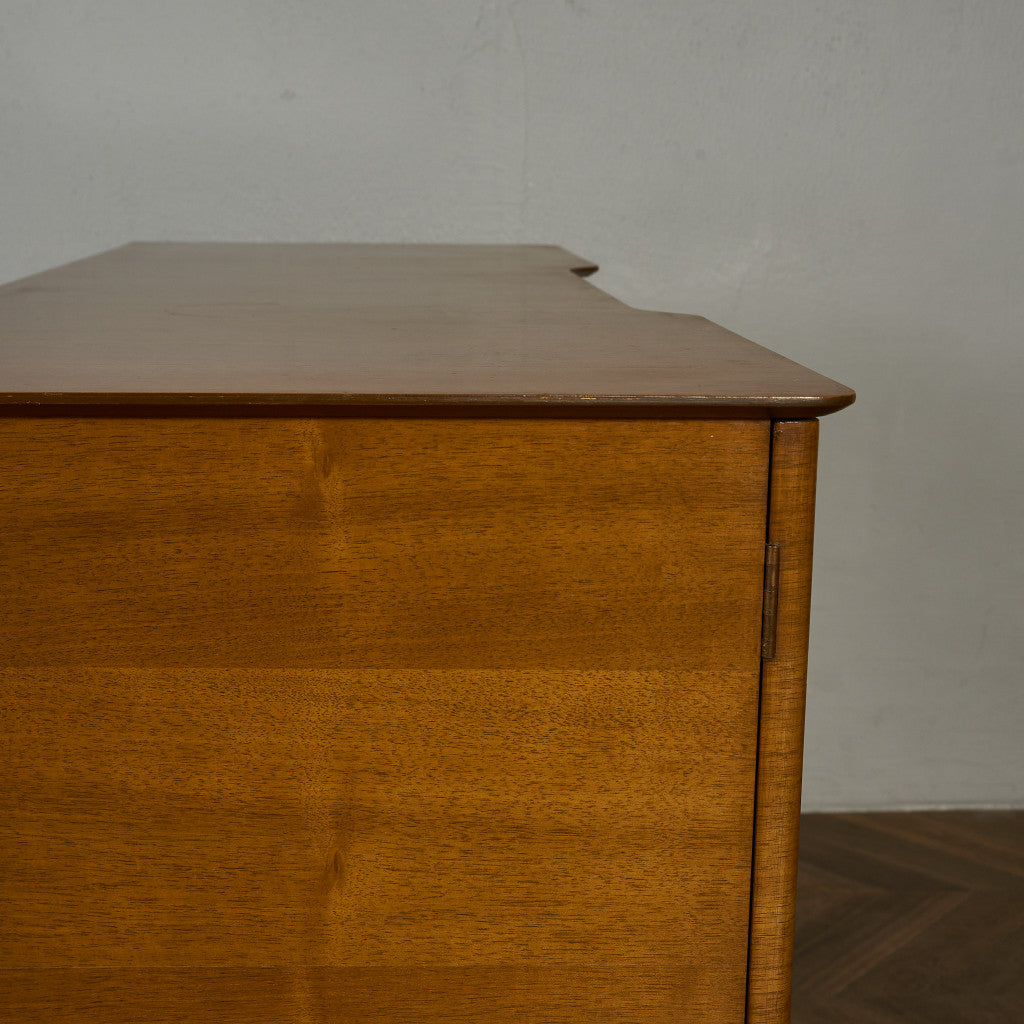 英国ヴィンテージ サイドボード