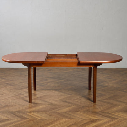 英国 ヴィンテージ オーバル ロング ダイニングテーブル