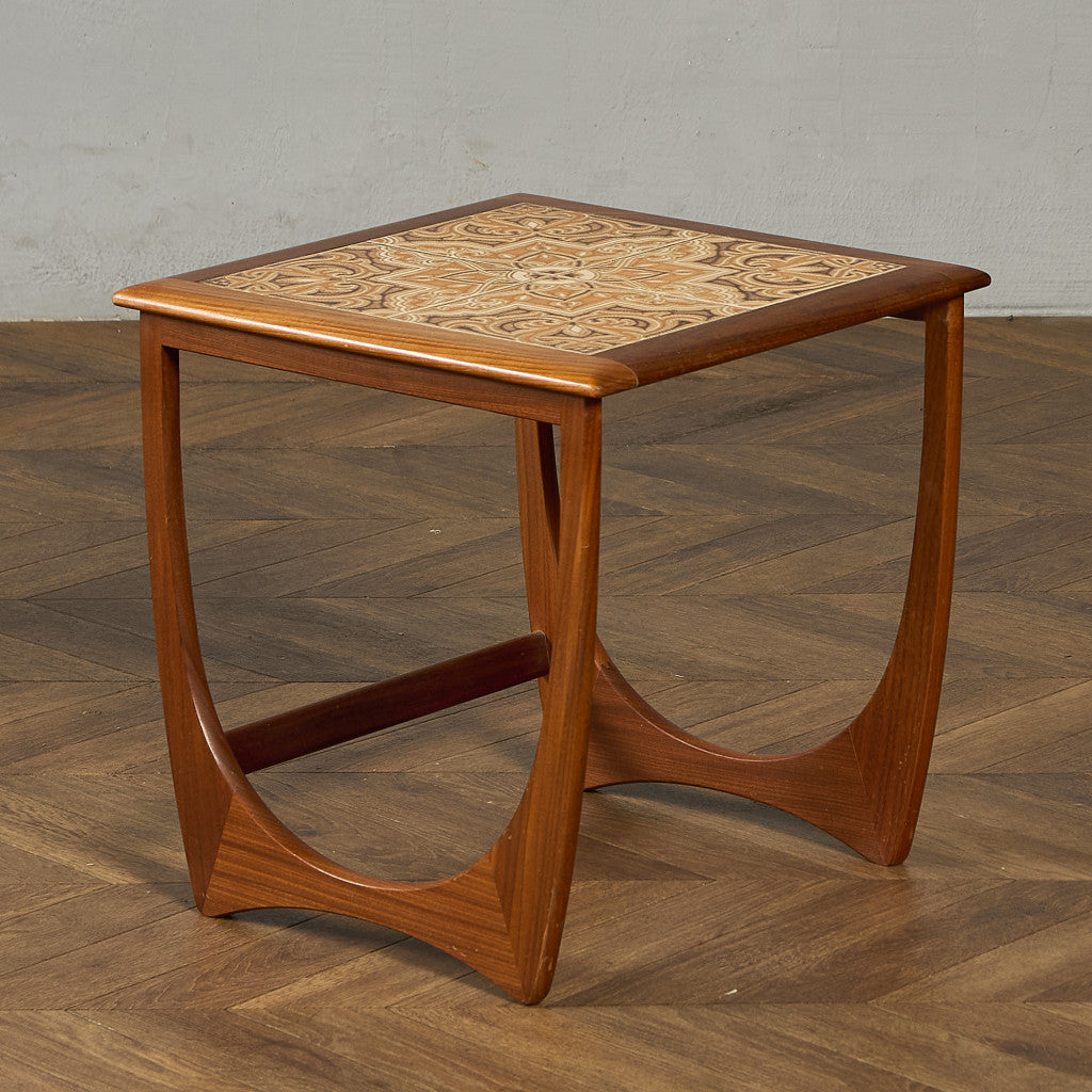 Astro ヴィンテージ タイルトップ ネストテーブル (3552D)