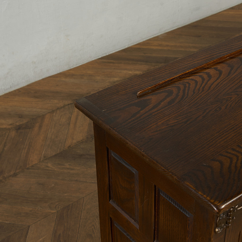 Webber Furniture サイドボード 食器棚