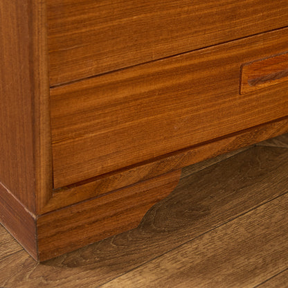 英国 ヴィンテージ 4段 サイドチェスト