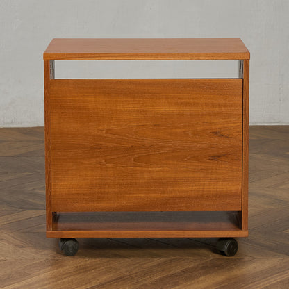 英国 ヴィンテージ ベッドサイド キャビネット