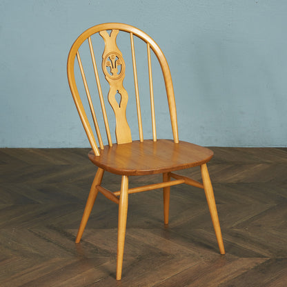 シスルバックチェア / ラウンドメタルラベル