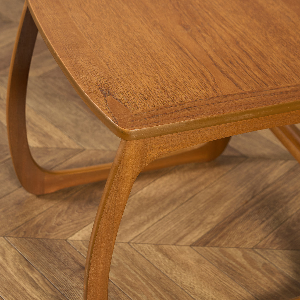 Burlington ネストテーブル