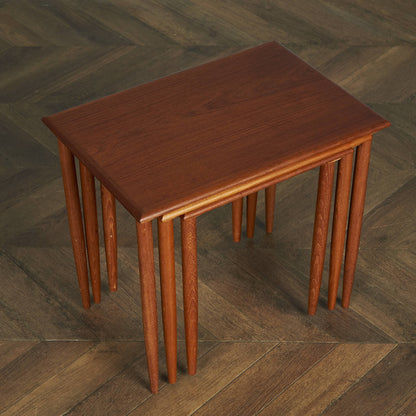 Vintage Danish nesting table #83861