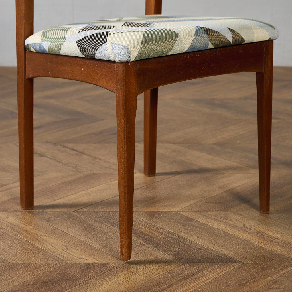 ヴィンテージ ダイニングチェア / 座面張替え済み (LUUM)