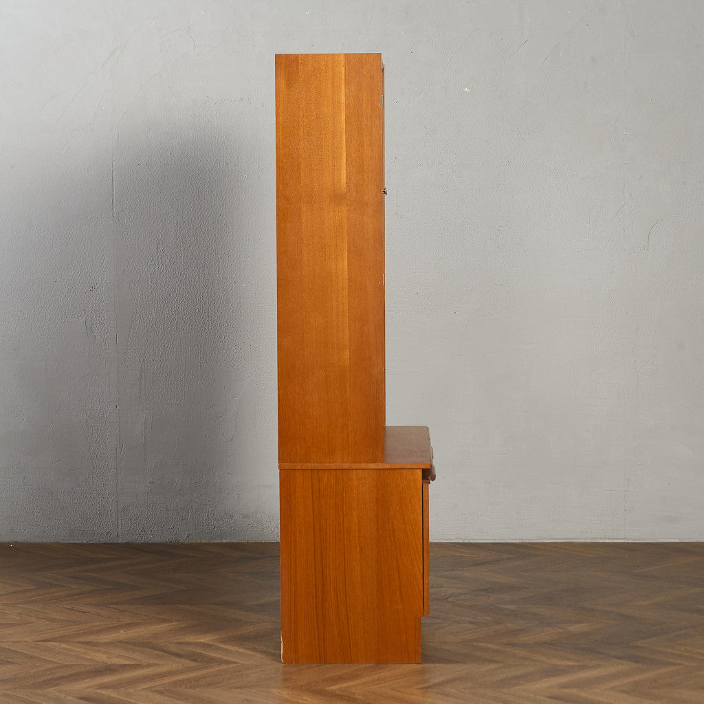 英国 ヴィンテージ ウォールユニット 本棚