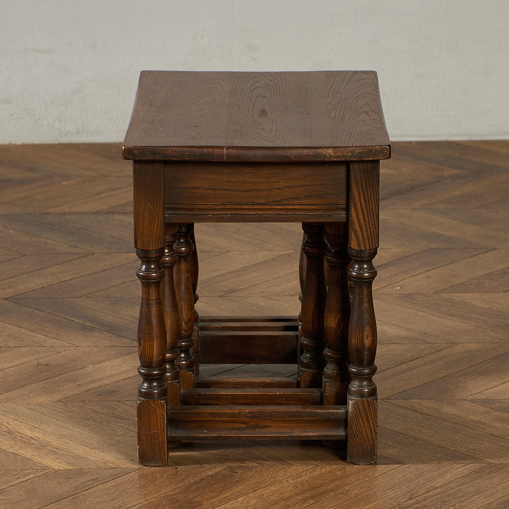 英国 クラシック オーク材 ネストテーブル