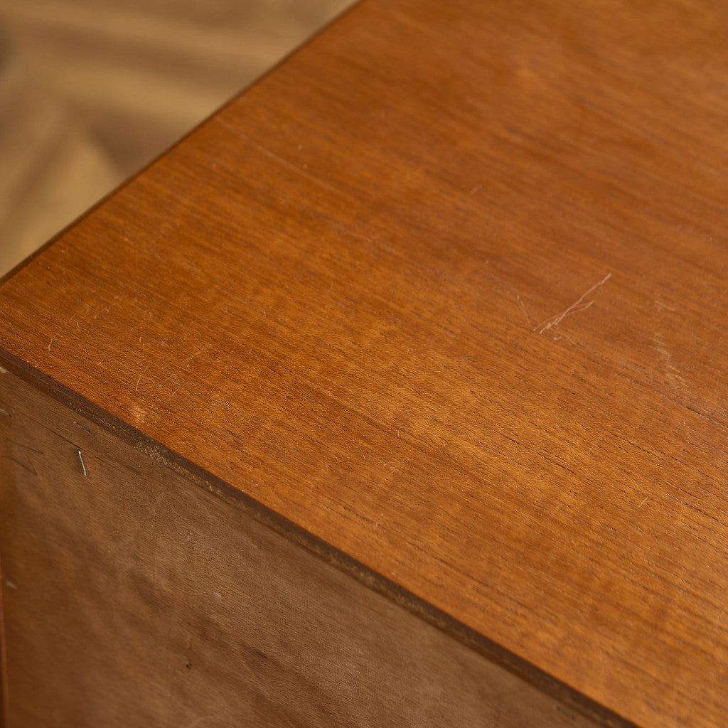 十字扉 ヴィンテージ サイドボード