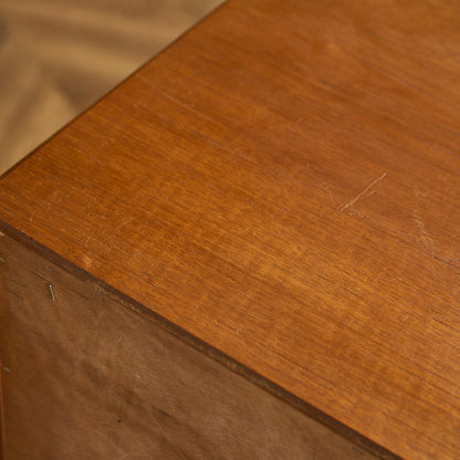 十字扉 ヴィンテージ サイドボード