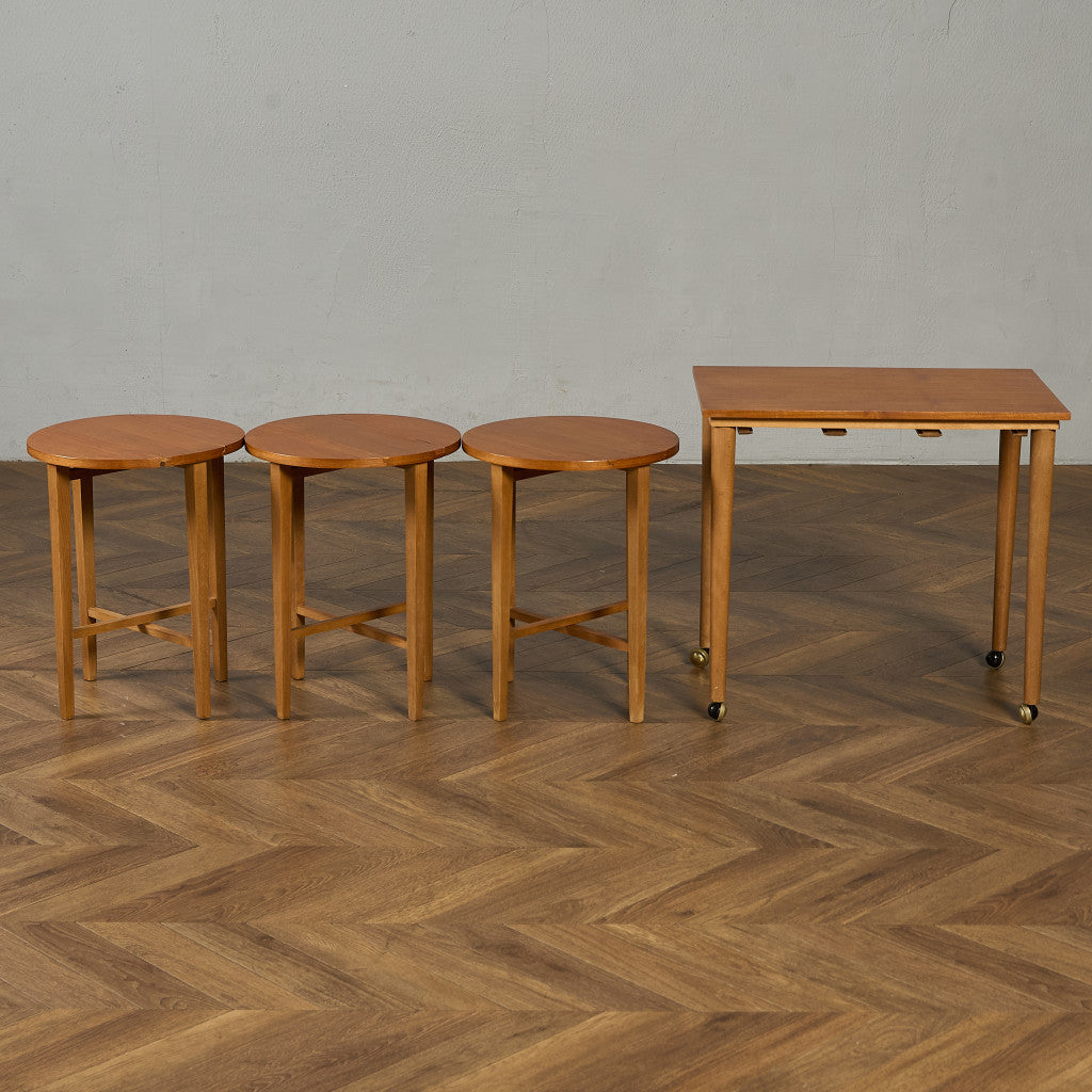 Novy Domov ヴィンテージ ネストテーブル