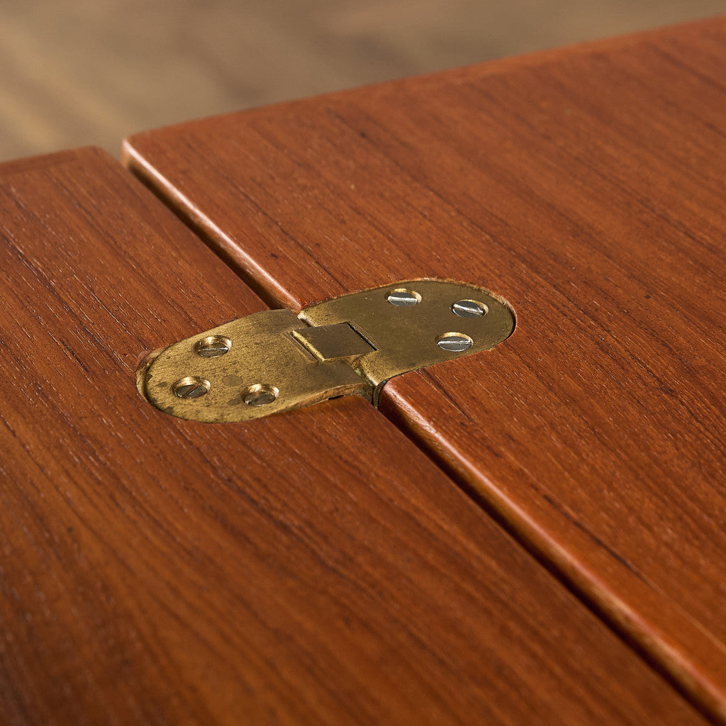 英国 ヴィンテージ ターンリーフ ティートロリー