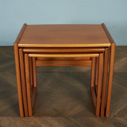 British Vintage Nesting Table #81673