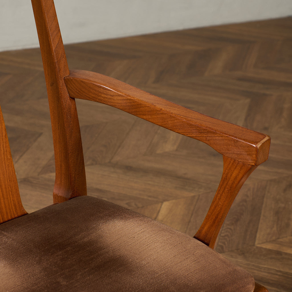 ダイニング アームチェア