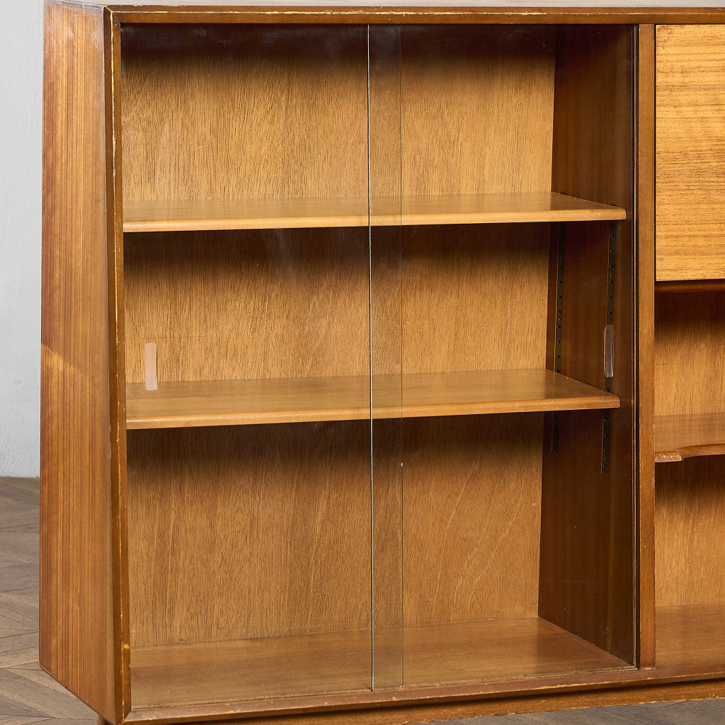 ヴィンテージ ナロー ガラスキャビネット ブックケース