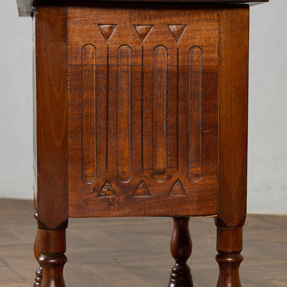 英国 クラシック オーク サイド キャビネット