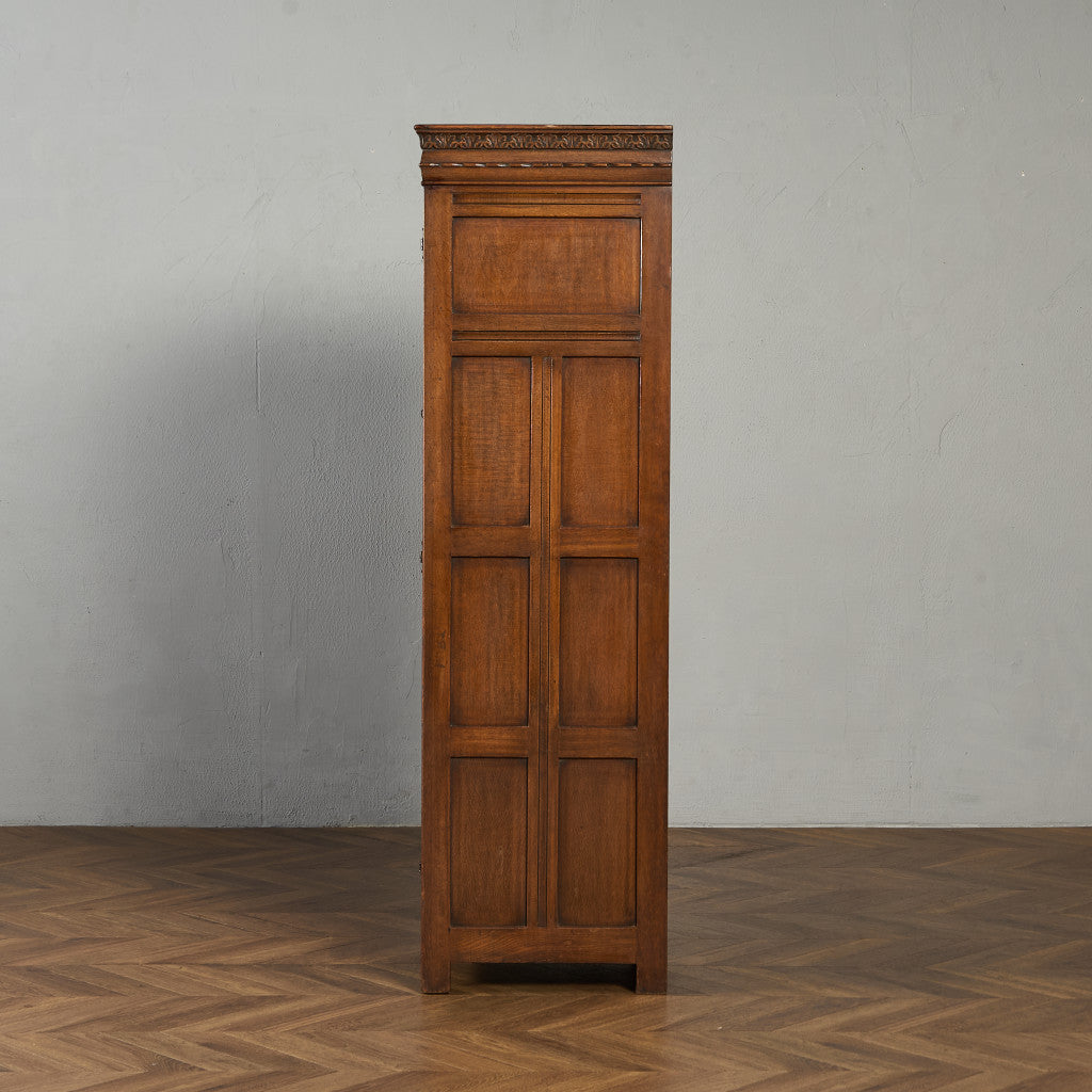 英国 クラシック ワードロープ