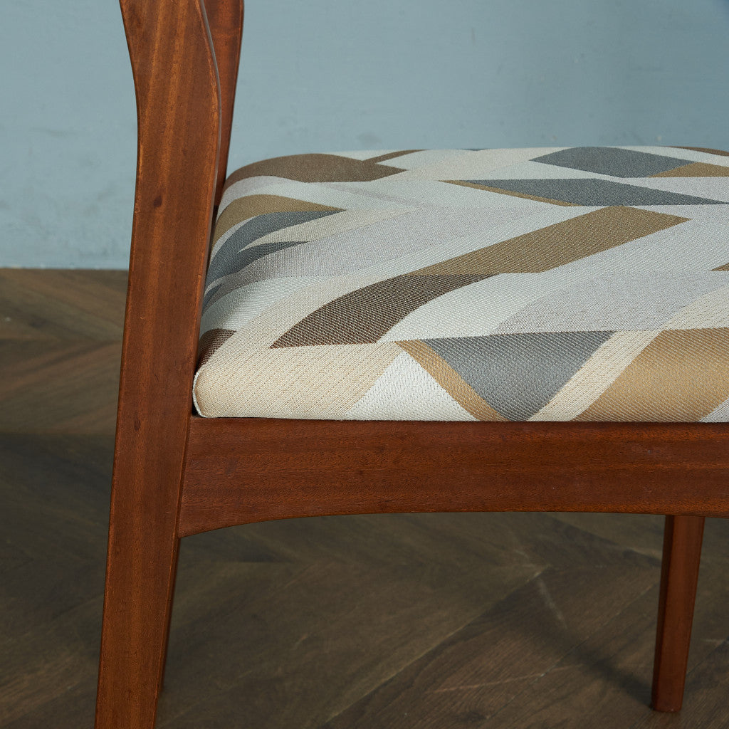 ヴィンテージ ダイニングチェア / 座面張替え済み (LUUM)