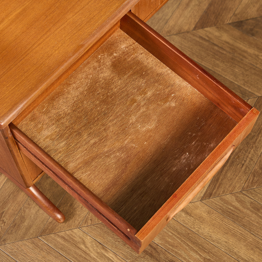 ニューフレスコ ドレッシングデスク (1986)