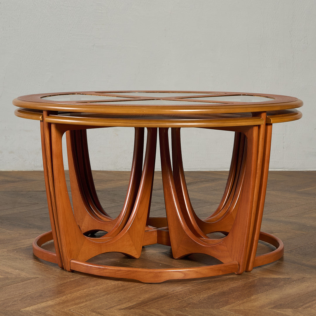 ヴィンテージ ガラストップ ネスト コーヒーテーブル