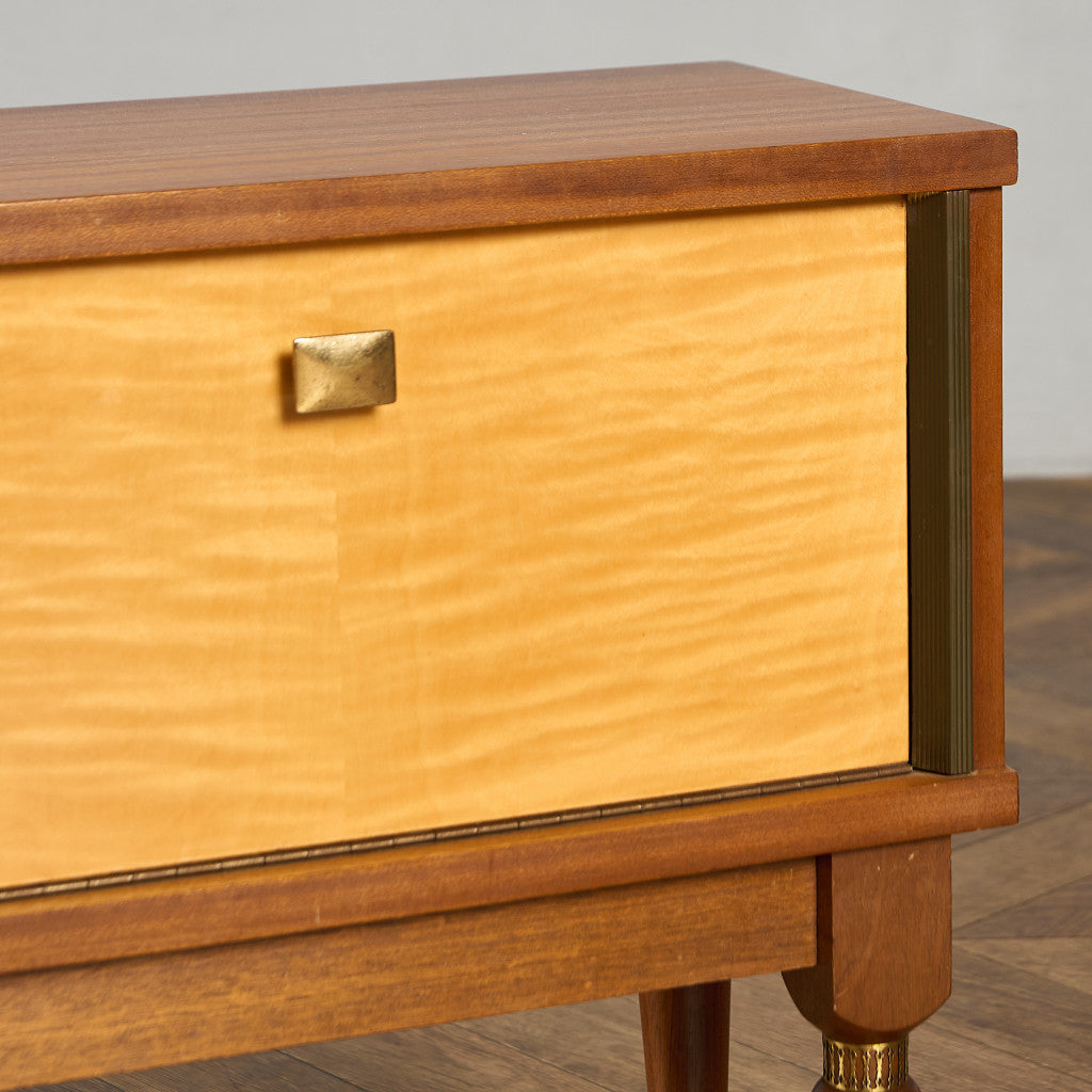 英国 ヴィンテージ ベッドサイドキャビネット