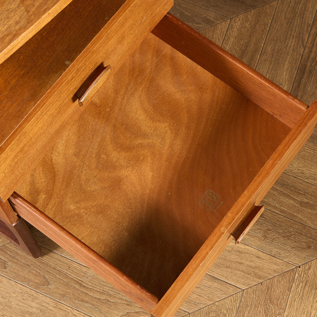 Quadrille ヴィンテージ デスク 両袖デスク