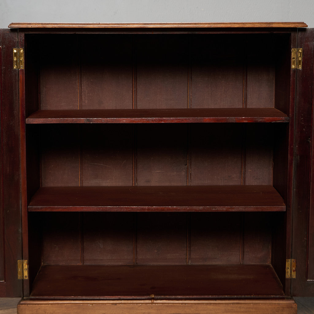 英国 クラシック キャビネット